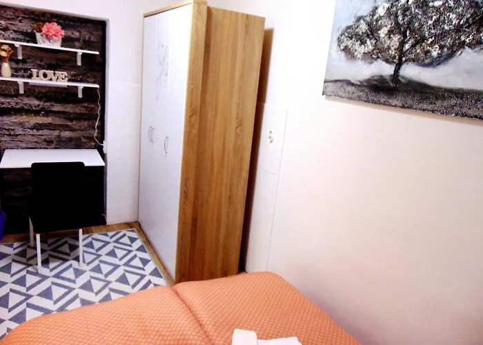 Charming In With Private Pool - 66 M² Zadar