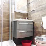 Charming In With Private Pool - 66 M² *