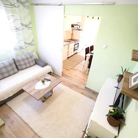 Charming In With Private Pool 66 M² *