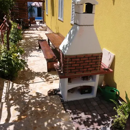 Charming In With Private Pool 66 M² Apartment *