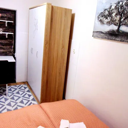 Charming In With Private Pool 66 M² Zadar
