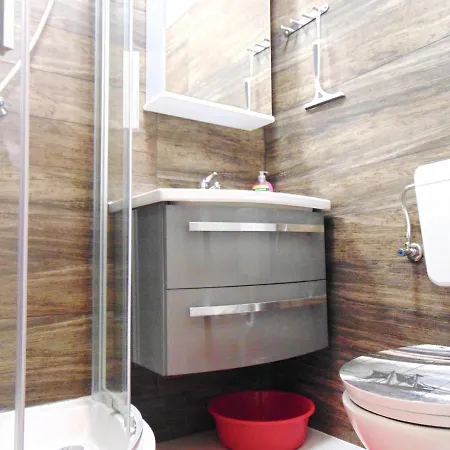 Charming In With Private Pool 66 M² *