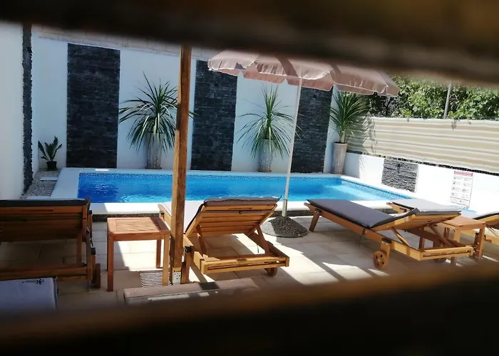 Charming In With Private Pool - 66 M² * Zadar